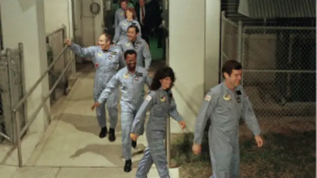 Christa McAuliffe, la maestra que se convirtió en el rostro de la tragedia  del transbordador Challenger de la NASA - BBC News Mundo