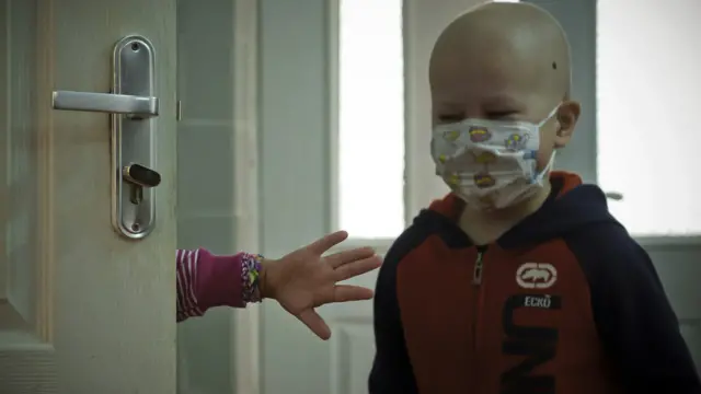 "Благодійність крізь призму об'єктива"