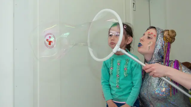 "Благодійність крізь призму об'єктива"