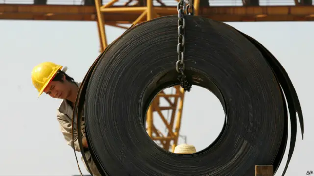 霍普說,過去類似的舉措(比如關閉鋼廠,電站等)雖推行過多年,但從未完全有效實施。