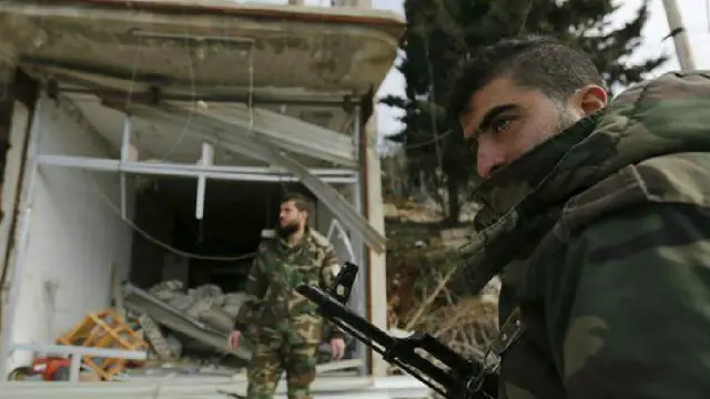 محادثات السلام في جنيف جرى تأجيلها في وقت سابق بسبب الخلافات حول من يجب أن يشارك فيها