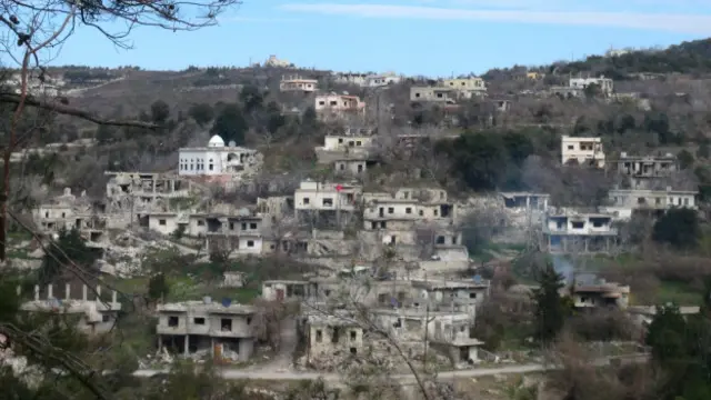 Türkmenlerin yaşadığı Rabia kasabası da Suriye rejimine bağlı birliklerin kontrolüne geçti.