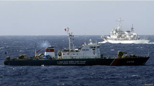 تتنازع عدة دول السيادة على المنطقة