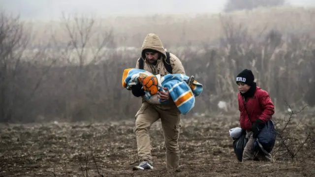 سال گذشته بیش از یک میلیون پناهجو وارد کشورهای اروپا شده اند که این امر بحرانی سیاسی را در این کشورها ایجاد کرده است