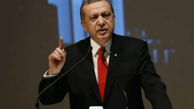 Presiden Turki Recep Tayyip Erdogan memperingatkan bahwa Rusia akan "menghadapi konsekuensi jika kembali melakukan pelanggaran".
