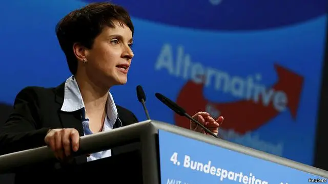 فروکے پیٹری کا تعلق یورپی یونین مخالف پارٹی آلٹرنیٹیو فيور ڈایچلینڈ (اے ایف ڈي) سے ہے