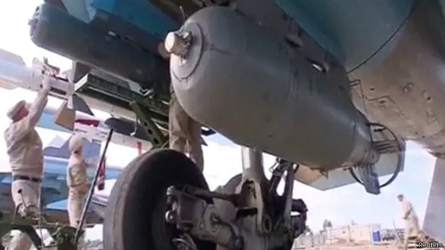 Pesawat pembom Rusia SU-34 di pangkalan udara di Hmeymim, Suriah. 