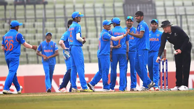 नेपाल पर जीत का जश्न मनाते भारतीय खिलाड़ी.