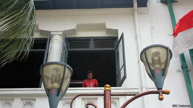 Lantai atas Restoran Historia, yang terletak di kawasan kota tua, sedang direnovasi.