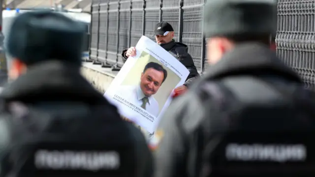 Пикет за раследование смерти Магнитского в Москве