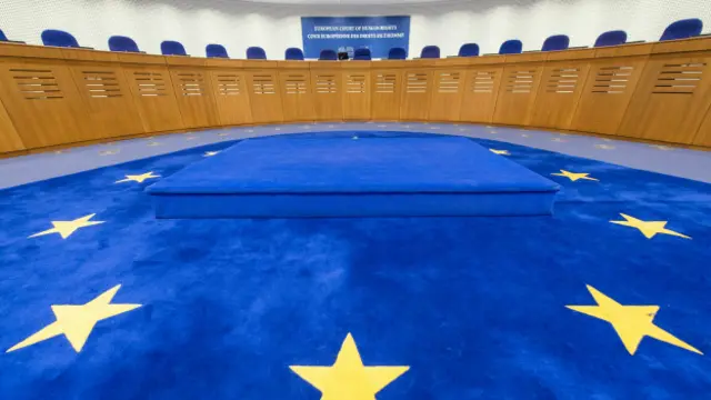 Britaniya hökuməti İnsan Haqları Aktından çıxmağı düşünür. Bu akt Avropa İnsan Haqları Məhkəməsinin qərarlarını hazırda Britaniya üçün məcburi edir.