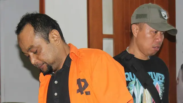 Aprimul membantu perjalanan sejumlah WNI yang ingin bergabung dengan ISIS.