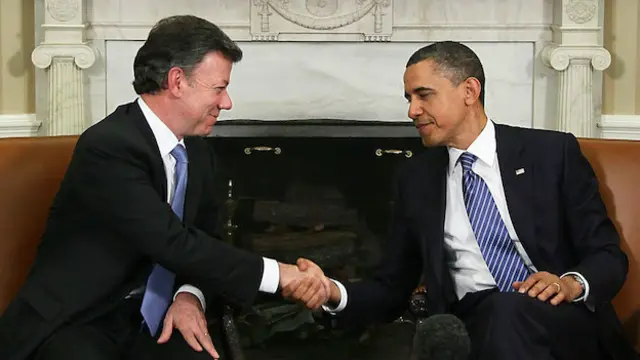 Juan Manuel Santos (izq.) y Barack Obama
