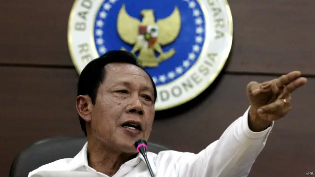 Kepala BIN Sutiyoso mengatakan pelaku bom bunuh diri di Solo "sangat mungkin terkait ISIS".