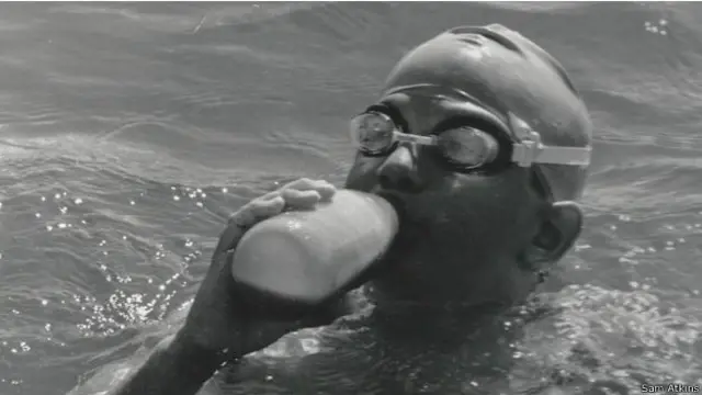 Tom Gregory durante el cruce