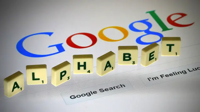 Google, hãng sở hữu YouTube, đã không được ra được câu trả lời về những đoạn video khó hiểu của Unfavourable Semicircle