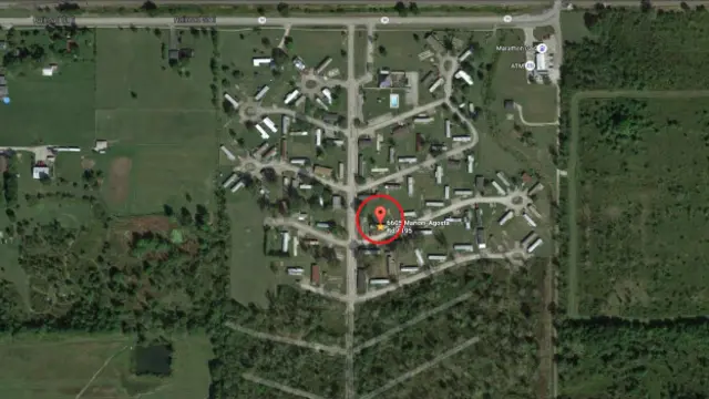 Mapa aéreo del parque de casas móviles donde vivían las víctimas.