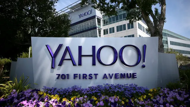 یاہو کے حصص سنہ 2014 کے اواخر تک 30 فی صد تک گر چکے تھے