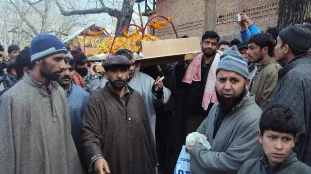 कश्मीरी पंडित की मौत
