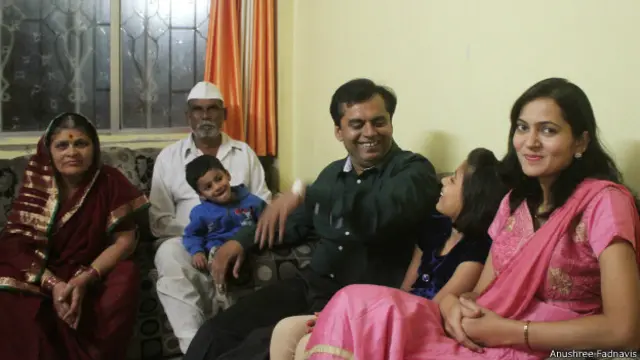 अपने परिवार के साथ डॉक्टर गोपाल राख