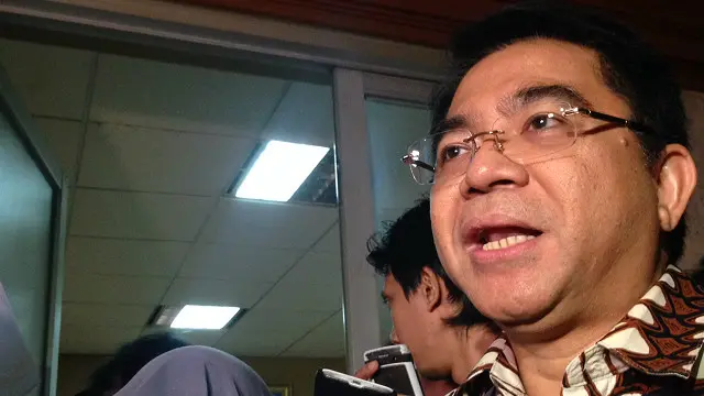 Kepala BKPM meminta karyawan Panasonic dan Toshiba dari pabrik yang ditutup, ditampung di pabrik lain.