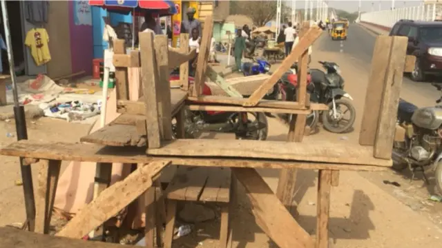 Wani teburin mai shafi ba kowa