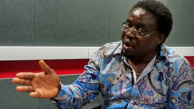 सांबो डेविस टेकेना