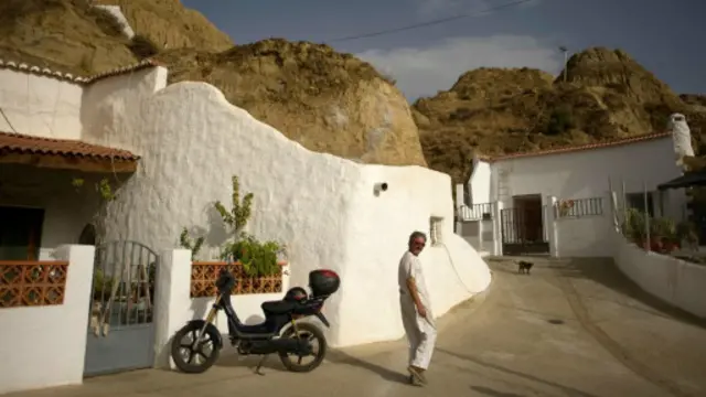西班牙瓜迪克斯的岩屋。(圖片來源:Jorge Guerrero/AFP/Getty)