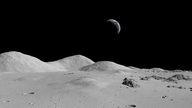 Колючую, твердую пыль с лунной поверхности перед использованием придется как следует спрессовать