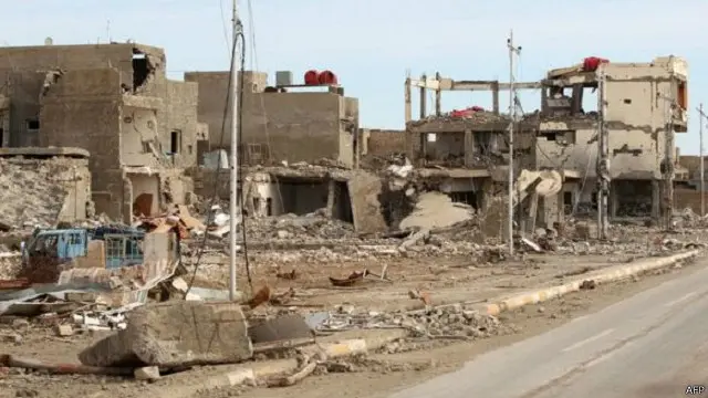 دُمرت الرمادي بالكامل وشُرد جميع سكانها أثناء عملية التحرير