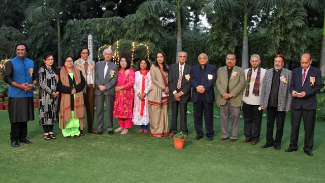 مشاعرہ جشن بہار جمعے کی شام بھارتی دارالحکومت دہلی میں منعقد کیا گيا