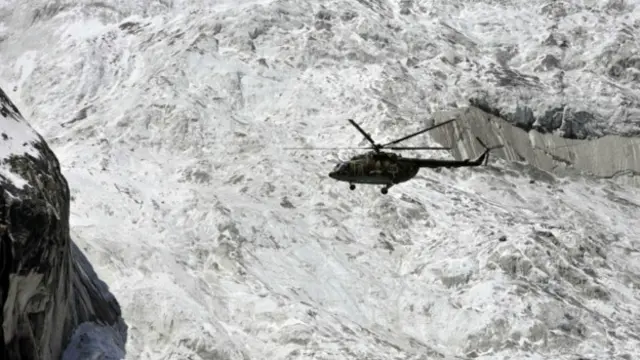 ساتہ پاکستان کو بھی سیاچن گلیشیئر پر جاری تنازعے کی بھاری قیمت ادا کرنا پڑ رہی ہے