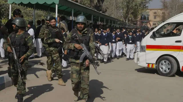 گذشتہ ہفتے کا پاکستان تصاویر میں - BBC News اردو