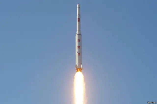 La Agencia Central de Noticias de Corea (KCNA), de Corea del Norte, publicó imágenes del lanzamiento de un misil de largo alcance.