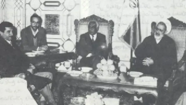 مهدی کروبی سالها ریاست بنیاد شهید را نیز بر عهده داشت