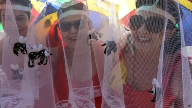 کارنیوال کے موقعے پر زکا سے بچاؤ کے حوالے سے مہم بھی چلائی جا رہی ہے 