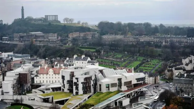 Apesar de terem rejeitado independência, escoceses se orgulham de suas diferenças culturais 