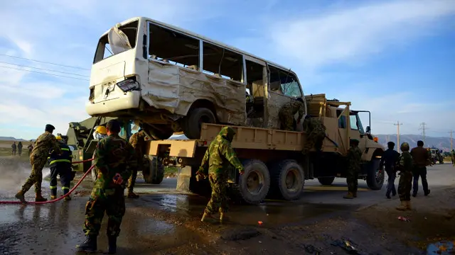 نن، د شمالي بلخ ولایت دهدادي ولسوالۍ کې د ملي اردو سرتېرو پر یوه لېږدوونکي کاسټر هم ځانمرګي برید لږترلږه درې کسان وژلي او اته نور یې ټپیان کړي دي.
