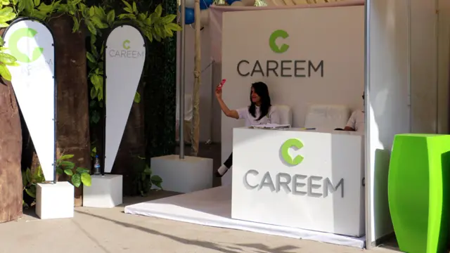 اس ادبی میلے میں مختلف کارپوریٹس اور نجی کمپنیوں نے بھی سٹال بھی لگا رکھے تھے جن میں لوگوں کی دلچسپی نہ ہونے کے برابر تھی۔