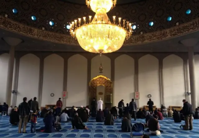Pusat Budaya Islam, di Regents Park, London