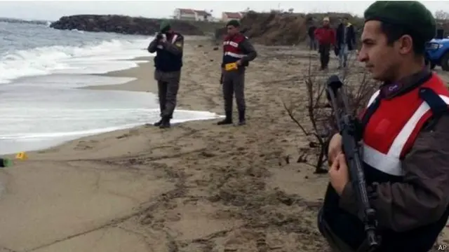 لسبوس کا ساحل یورپ پہنچنے کے لیے ترکی کے سب سے قریب ہے