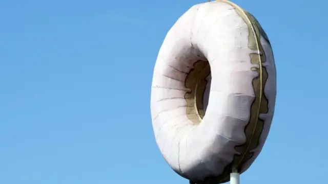 你對路邊點心攤感興趣,但是車裏其他人可能不這麼認為。(圖片來源: Maureen Sullivan/Moment Mobile/Getty)