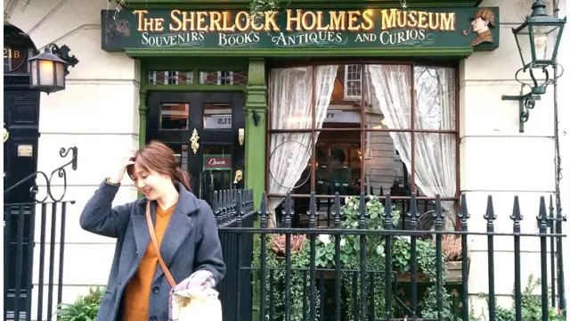 Sherlock Holmes
