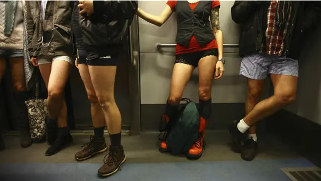 Одетые слишком вольно