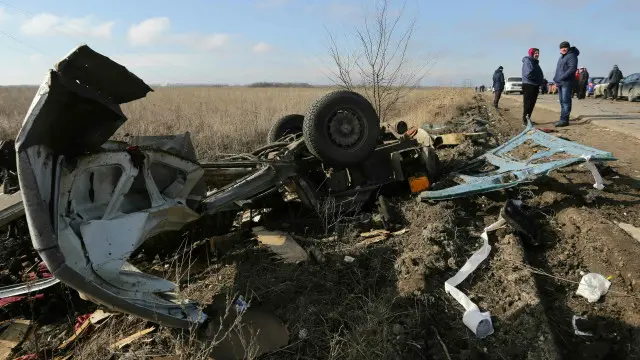Автобус, що підірвався на міні неподалік Мар'їнки
