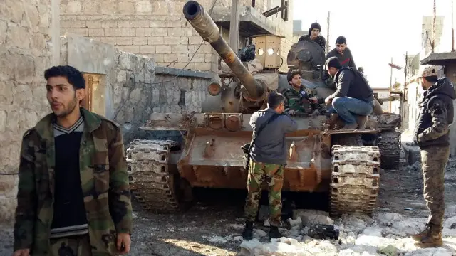 القوات الحكومية تستند في تقدمها على الغارات الجوية الروسية