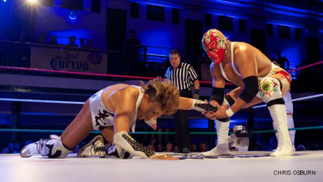 Cassandro en una lucha.