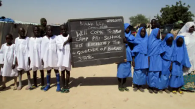 Estudiantes en Dikwa