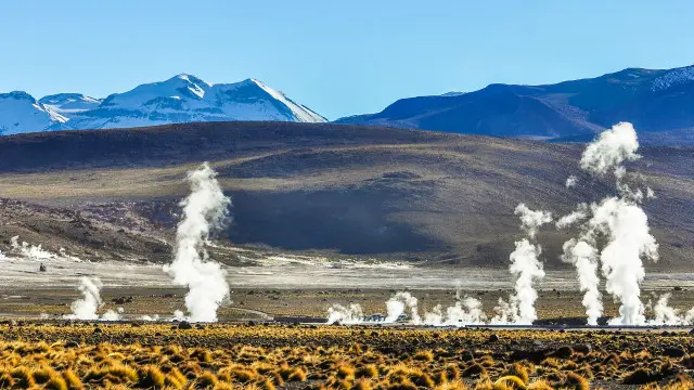 Tierras humeantes en Atacama