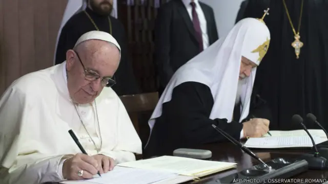 पोप फ्रांसिस और रूसी ऑर्थोडॉक्स चर्च प्रमुख किरिल